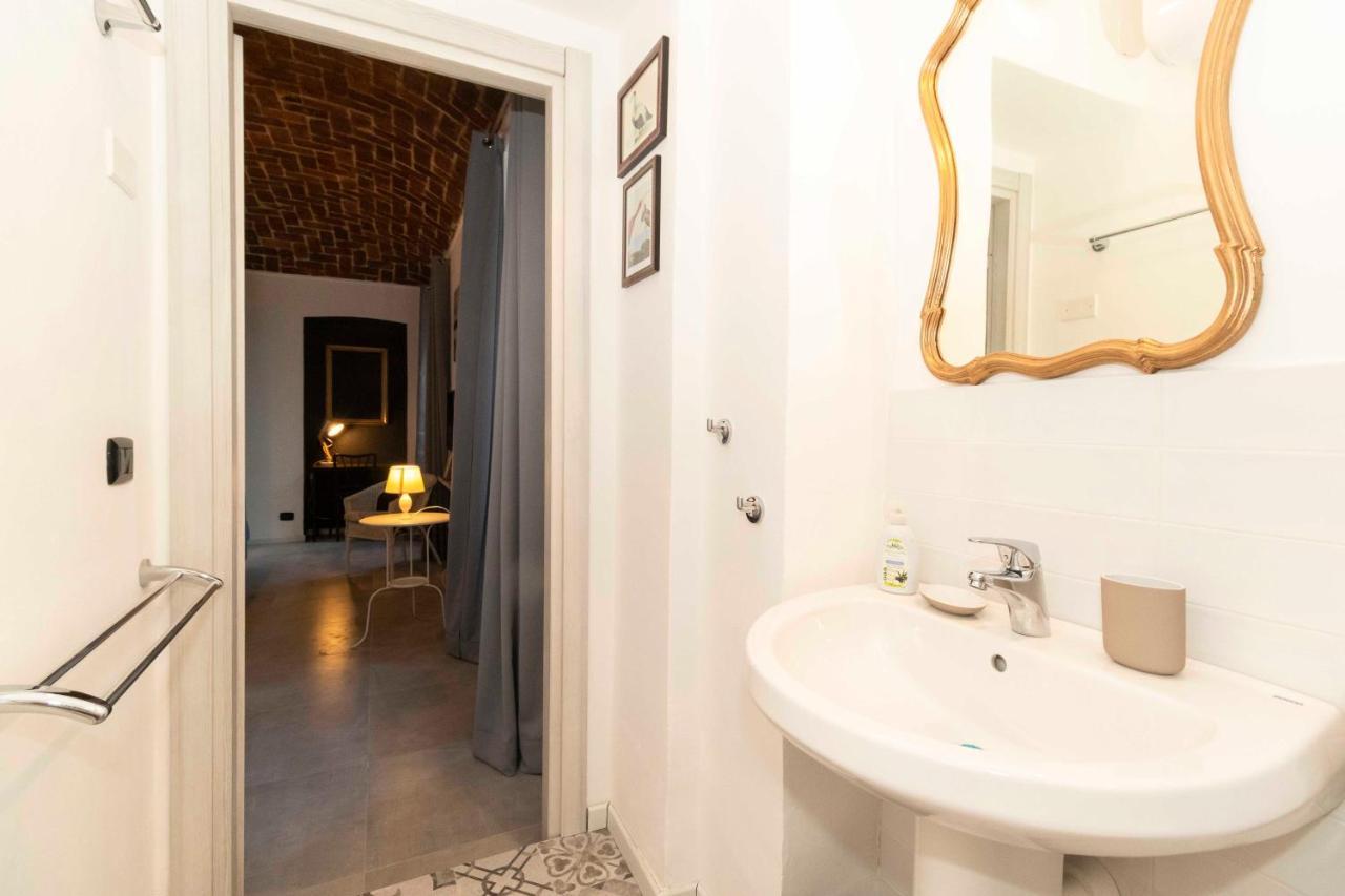 Santa Chiara Apartment Near Piazza Statuto Turijn Buitenkant foto