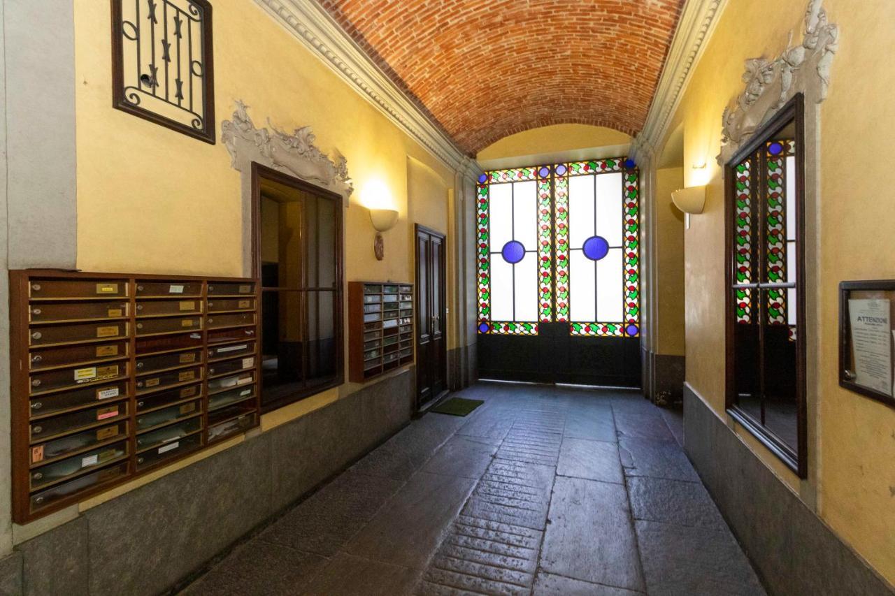 Santa Chiara Apartment Near Piazza Statuto Turijn Buitenkant foto