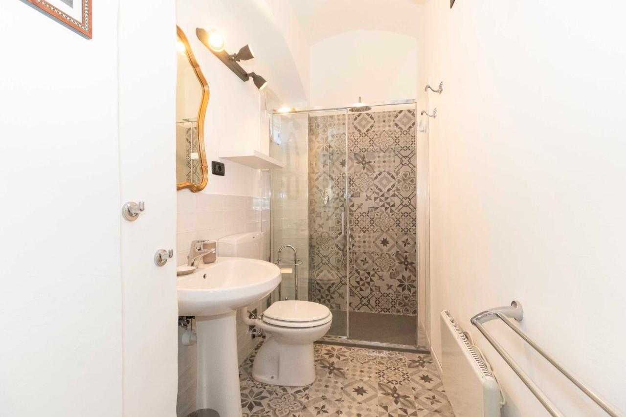 Santa Chiara Apartment Near Piazza Statuto Turijn Buitenkant foto